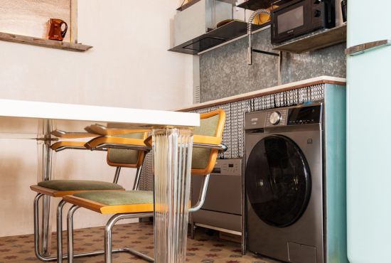 mesa cocina y lavadora